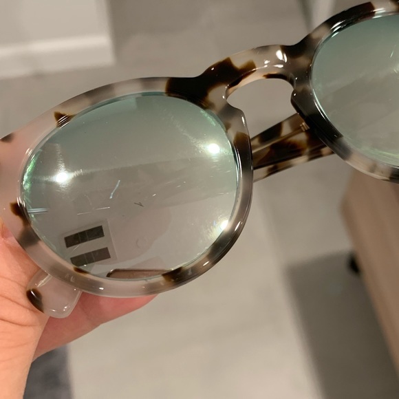 Illesteva Leonard mirrored tortoise Sunglasses - Picture 8 of 16